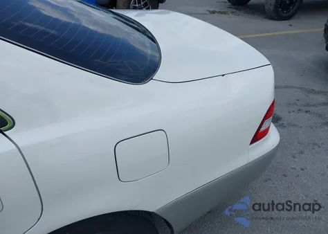 2001 Lexus Es 300 from USA, damaged, VIN JT8BF28G910312385